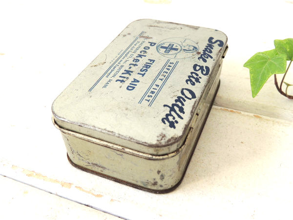 1950y~Snake・ヘビ ファーストエイド・ヴィンテージ・救急箱・ブリキ缶・