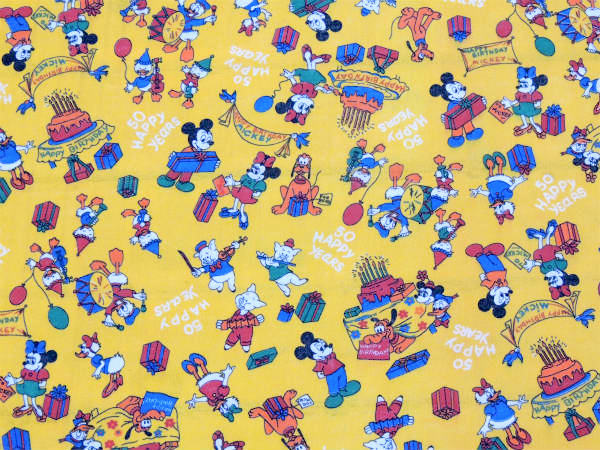 ミッキー&フレンズ 激レア!ミッキーマウス・生誕50周年記念・ヴィンテージ・ファブリック・生地
