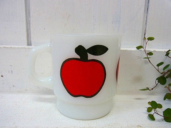 FireKing　スーパーフルーツ・アップル・マグカップ/リンゴ