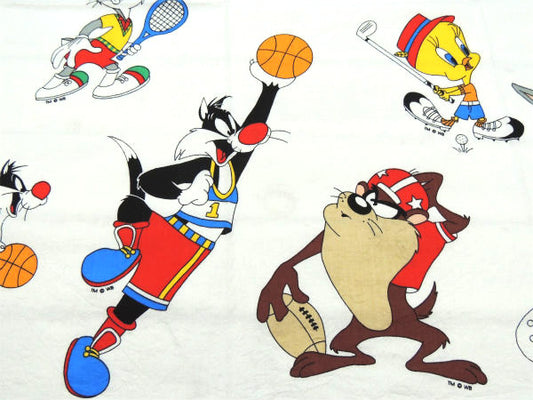 【ルーニーテューンズ】トゥイーティー&バッグスバニー・スポーツ柄・ヴィンテージ・ファブリック・生地