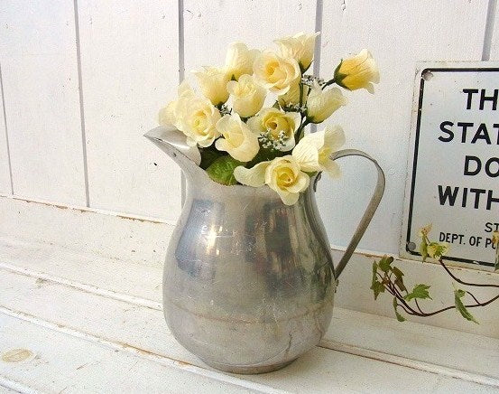 アルミ製・アンティーク・ジャグ/ピッチャー/ガーデニング USA
