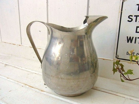 アルミ製・アンティーク・ジャグ/ピッチャー/ガーデニング USA