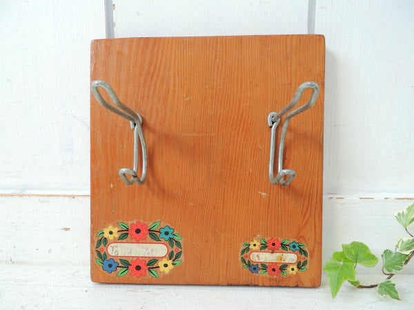 レトロな花柄デカール付き・木製・アンティーク・2連フック/ウォールフック/ハットラック USA