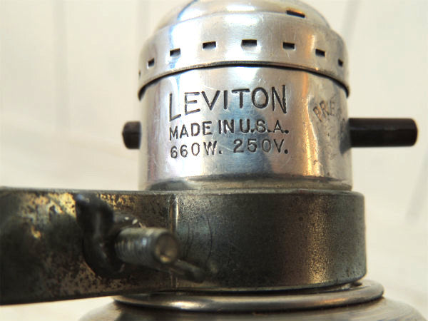 【LEVITON】USA!ブリキ製・工業系のヴィンテージ・クリップライト/ポータブルランプ/照明