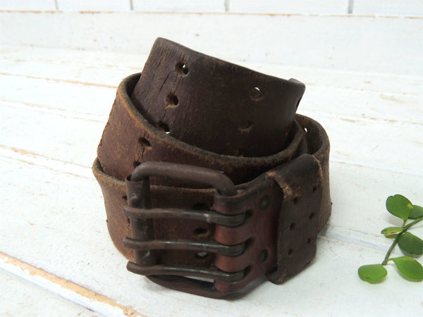 Harness Steerhide ヴィンテージ・3つ穴・OLD・レザーベルト・ベルト・古着 USA