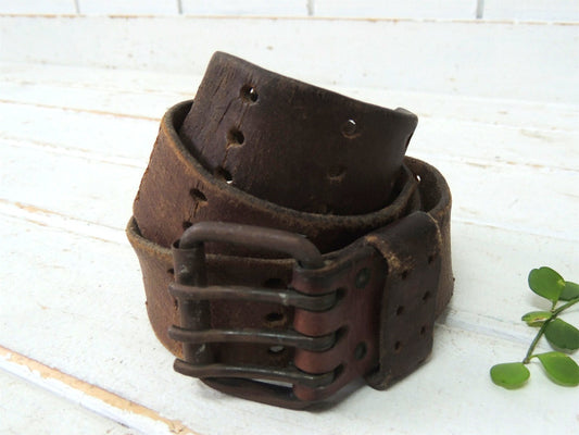 Harness Steerhide ヴィンテージ・3つ穴・OLD・レザーベルト・ベルト・古着 USA