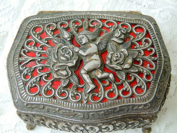 【エンジェル&薔薇】ピューター製・猫脚・アンティーク・ジュエリーケース/宝石箱/里帰り品