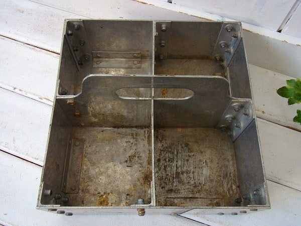 工業系・スチール製・仕切り付き・ヴィンテージ・ツールボックス/スチールバスケット　USA