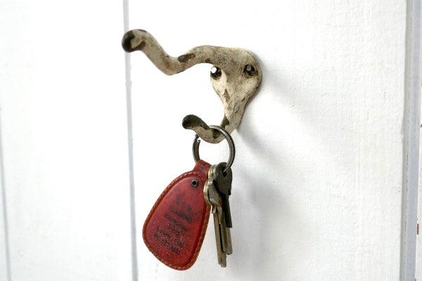 アイアン製ペンキ・ホワイト・アンティーク・ウォールフック・フック・インダストリアル・工業系