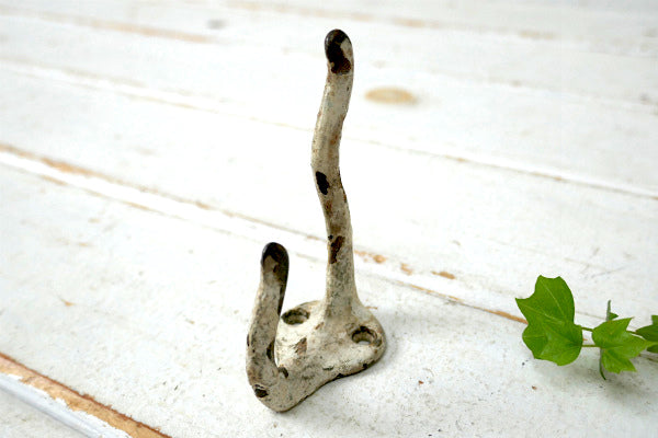 アイアン製ペンキ・ホワイト・アンティーク・ウォールフック・フック・インダストリアル・工業系