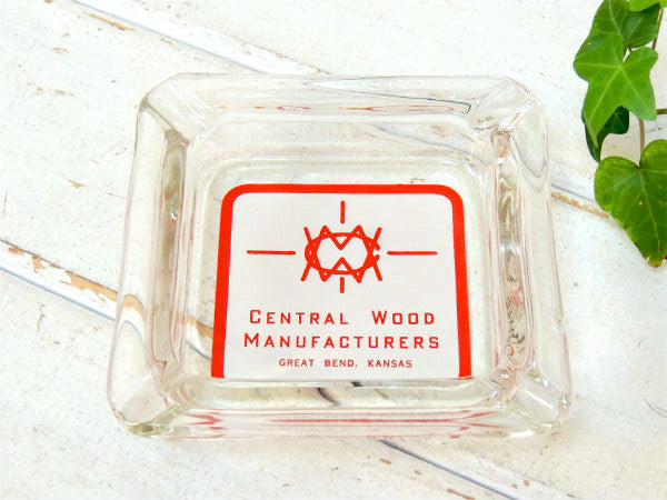 カンザス州・グレート・ベンド アドバタイジング・ガラス製・四角・ヴィンテージ・灰皿・アシュトレイ USA