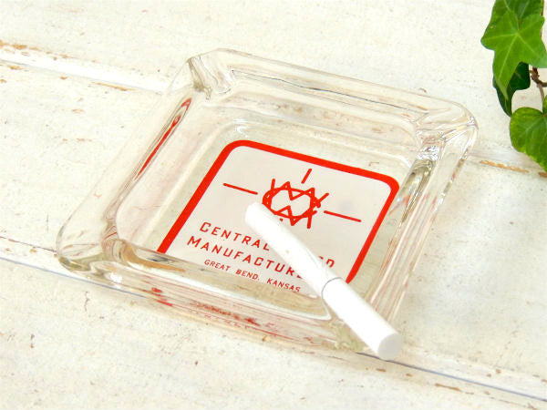 カンザス州・グレート・ベンド アドバタイジング・ガラス製・四角・ヴィンテージ・灰皿・アシュトレイ USA