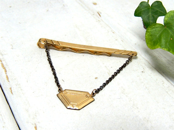 【SIMMONS社製】トラディショナルスタイル・アンティーク・タイピン・ゴールド色・チェーン付き