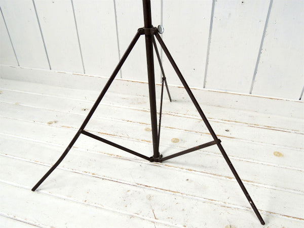 Victor インダストリアル・ヴィンテージ・フロアランプ・スタンドライト・スタジオランプ USA