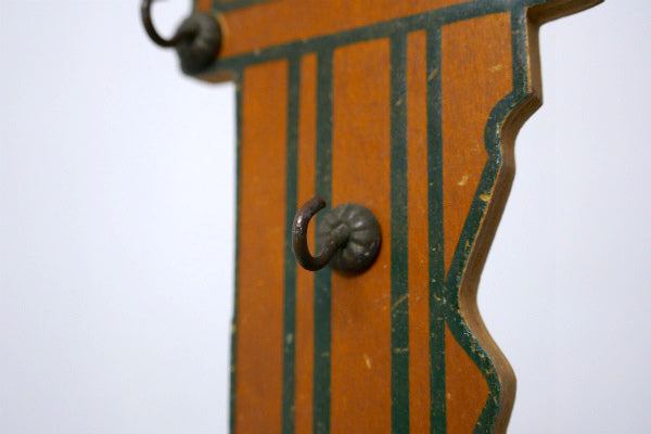 鍵モチーフ・ヤシの木&フラミンゴ柄・木製・ヴィンテージ・キーフック・鍵フック・壁飾り・ウォールデコ