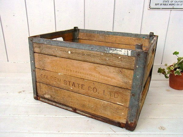 【GOLDEN STATE CO】白いペンキ付き・ヴィンテージ・ウッドボックス/木箱/ガレージ