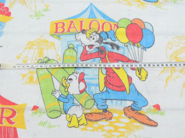 【ミッキー&フレンズ】OLDミッキー・お祭り柄・70'sヴィンテージ・ユーズドシーツ(フラット)