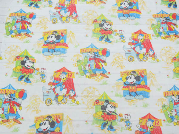 【ミッキー&フレンズ】OLDミッキー・お祭り柄・70'sヴィンテージ・ユーズドシーツ(フラット)
