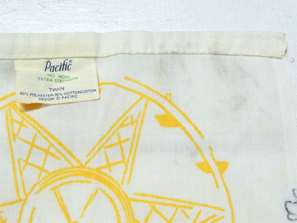 【ミッキー&フレンズ】OLDミッキー・お祭り柄・70'sヴィンテージ・ユーズドシーツ(フラット)