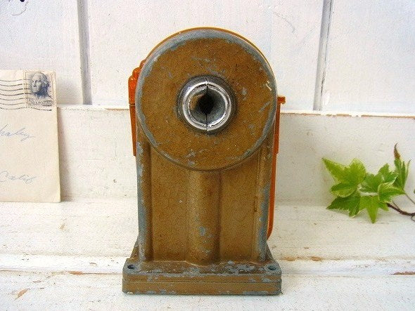 【DIXON】オレンジ色のスケルトン・アンティーク・ペンシルシャープナー/鉛筆削り USA