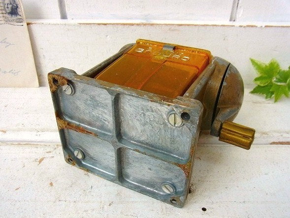 【DIXON】オレンジ色のスケルトン・アンティーク・ペンシルシャープナー/鉛筆削り USA