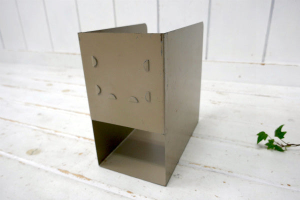 Gaylord Bros Inc 工業系・メタル製・ヴィンテージ・引き出し・ブックスタンド・本立て②