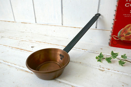 OLD 銅製 ロングハンドル ヴィンテージ コッパーパン 片手鍋 銅鍋 キャンプ アウトドア 暖炉