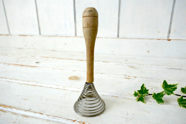 シャビー 木製ハンドル コイル式 ヴィンテージ ハンドミキサー 泡立て器 エッグウィスク ホイッパー