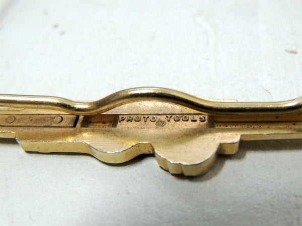 PLION TOOLS 1950s・ロゴ&レンチモチーフ 工具型・ヴィンテージ・アドバタイジング・タイピン キャラクター