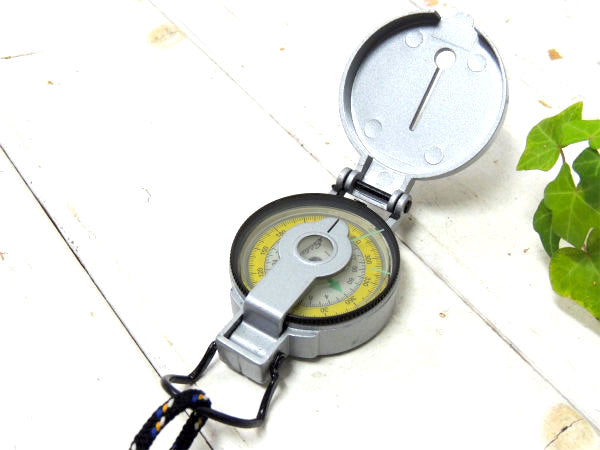 USA エディー バウアー ヴィンテージ 方位磁石 コンパス アウトドア キャンプ道具 登山