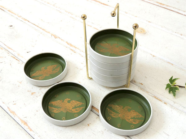 イーグル&星モチーフ・ミリタリーグリーン・ヴィンテージ・コースター8枚セット&専用スタンド付き