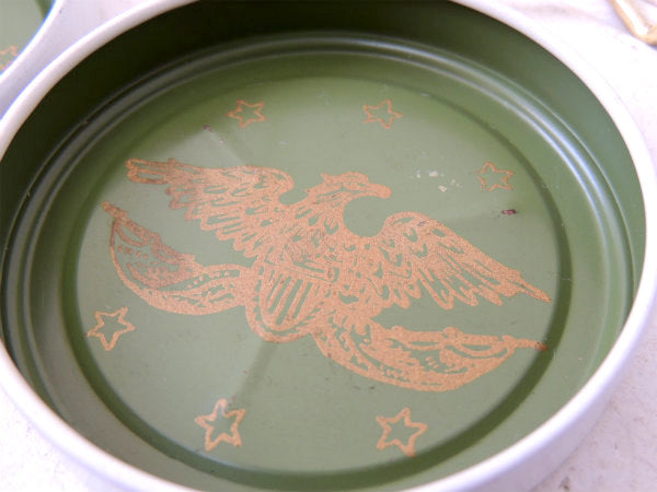 イーグル&星モチーフ・ミリタリーグリーン・ヴィンテージ・コースター8枚セット&専用スタンド付き