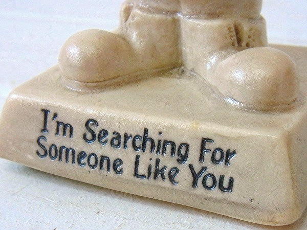 ルーペを持った男性の1970年製・ヴィンテージ・メッセージドール/人形 USA