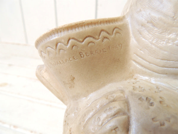 トロフィーを抱えたママ・ビッグサイズ・60’s・ヴィンテージ・ドール/人形