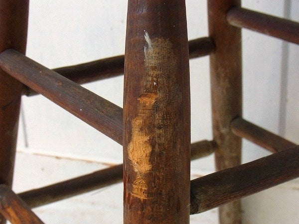 白いペンキの付いたアンティーク・木製スツール/チェア/ラウンドスツール/丸イス USA