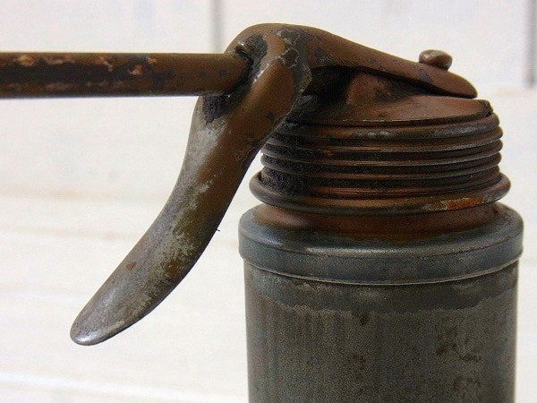 ジャンクなヴィンテージ・オイル差し/液体容器 USA