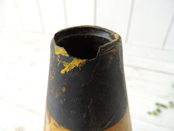 KEEP OFF・WET PAINTロードコーン・ロサンゼルス・ヴィンテージ 道路標識・サイン・看板