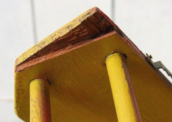 シャビーな木製のアンティーク・3段シェルフ/飾り棚/ウォールシェルフ USA