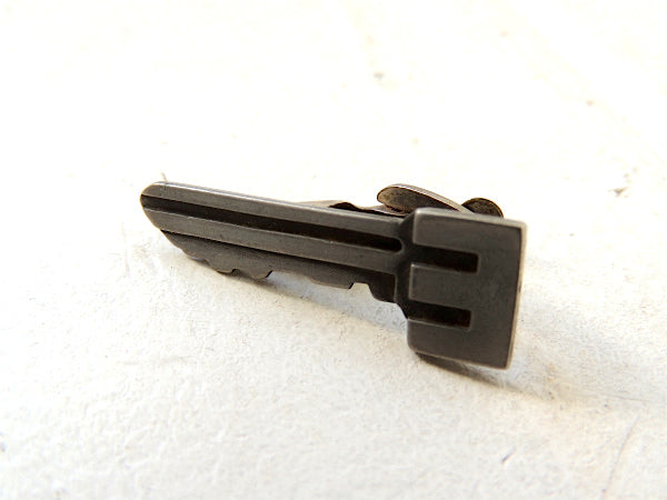 【モダンデザイン・Gra-Wun】ジュエリーデザイナー・ヴィンテージ・鍵モチーフ・タイピン・銀細工