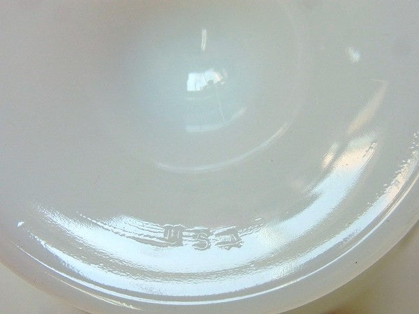 【BERMUDA・'79】ミルクガラス製・ヴィンテージ・フッテッド・マグカップ・USA
