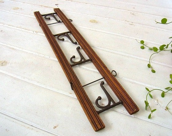 【木製×アイアン製】シャビーなアンティーク・壁掛け・4連ウォールフック・ハットラック・コートフック