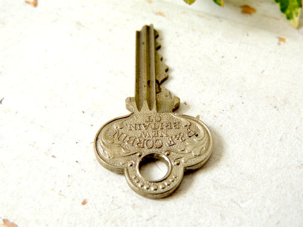 【模様の素敵な鍵・P&F】古鍵・USA・アンティーク・キー・Key・NEW BRITAIN