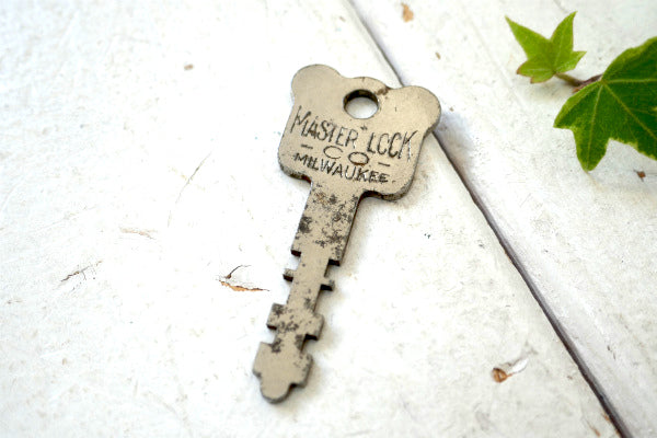MASTER LOCK マスターロック キー  鍵 KEY USA アンティーク&ヴィンテージ