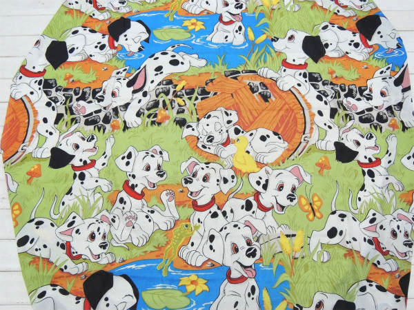 【101匹わんちゃん】ディズニー・池遊び柄・ヴィンテージ・ユーズドシーツ(ボックスタイプ) USA