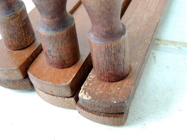 ノスタルジックな古い木製・ジャバラ式・アンティーク・ハットラック/コートフック USA