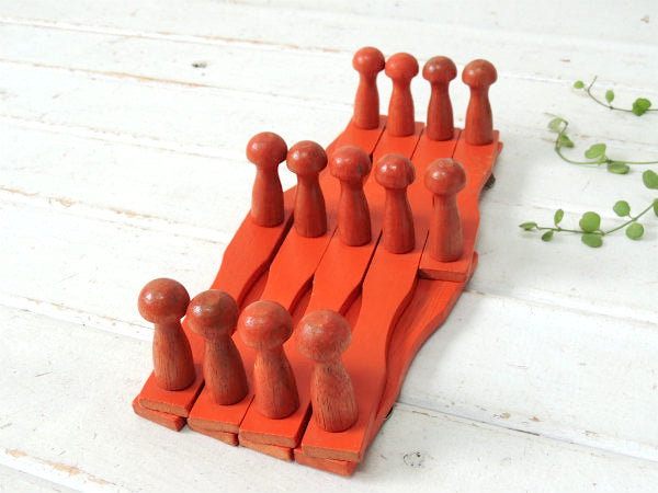 【レトロポップ】オレンジ色・木製・ジャバラ式・ヴィンテージ・ハットラック/コートフック USA