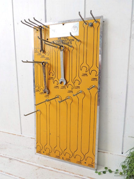 USA コンビネーションレンチ・ヴィンテージ・壁掛けボード・ツールホルダー・工具収納・ガレージ