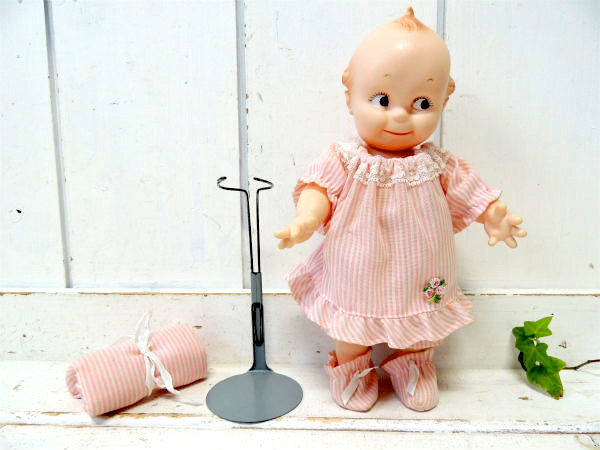 【キューピー】カメオ社・ハードタイプ・ヴィンテージ・ラバードール/人形スタンド付き USA・洋服