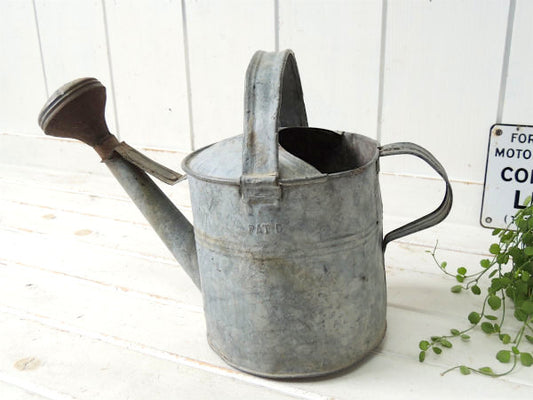 【シャビーなブリキ】6ナンバー・アンティーク・ジョウロ/ウォータリングカン/じょうろ/ガーデニング