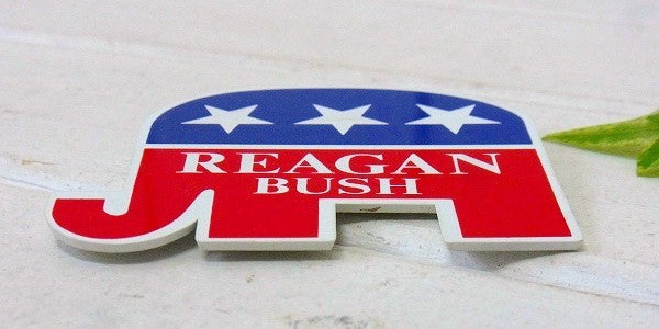 【★★★REAGAN BUS】elephant型　缶バッジ・USA